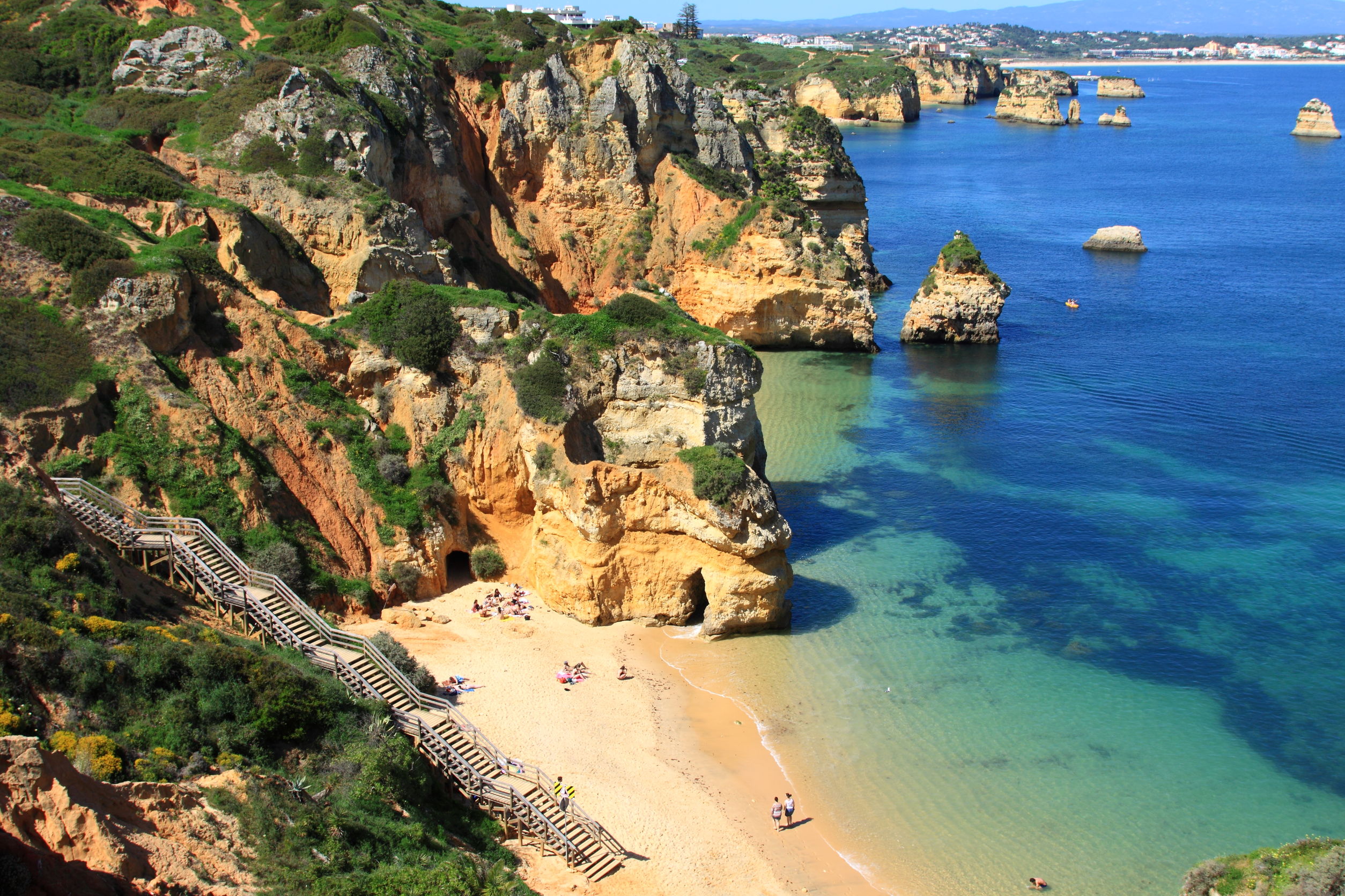 hoelang vliegen naar albufeira