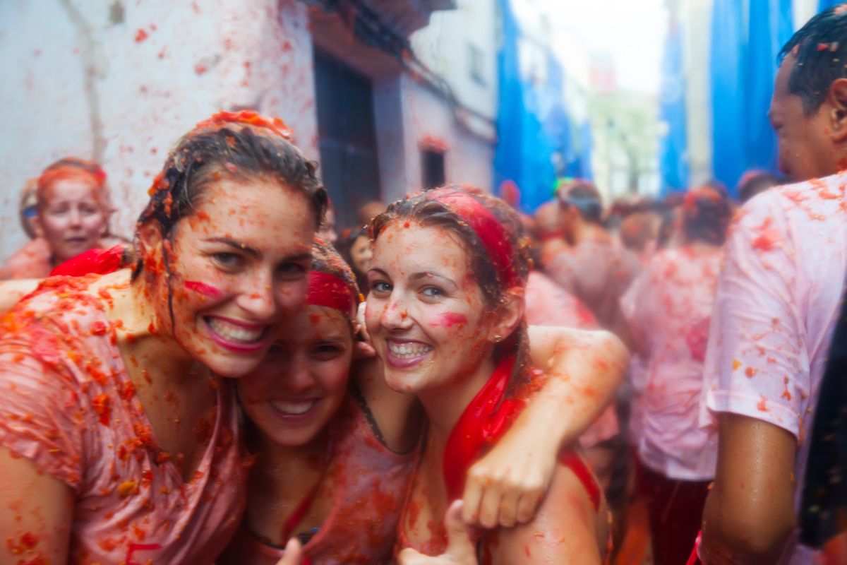 La tomatina deelnemers, Buñol