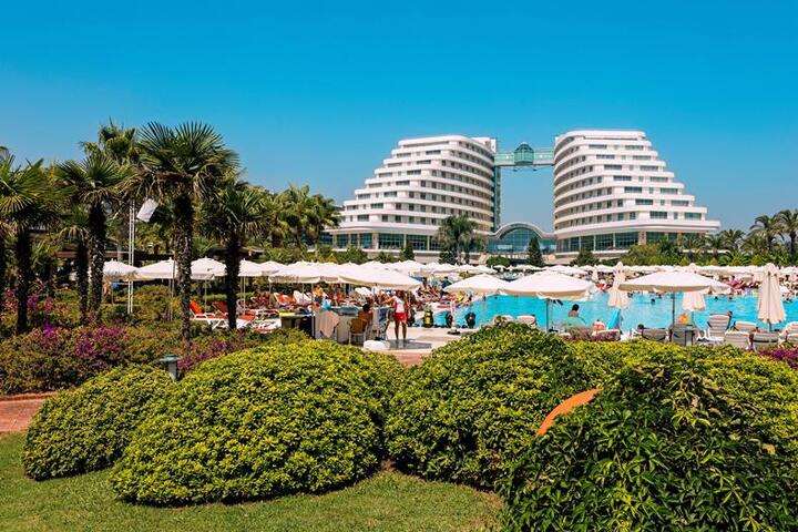 Hotel Miracle Resort