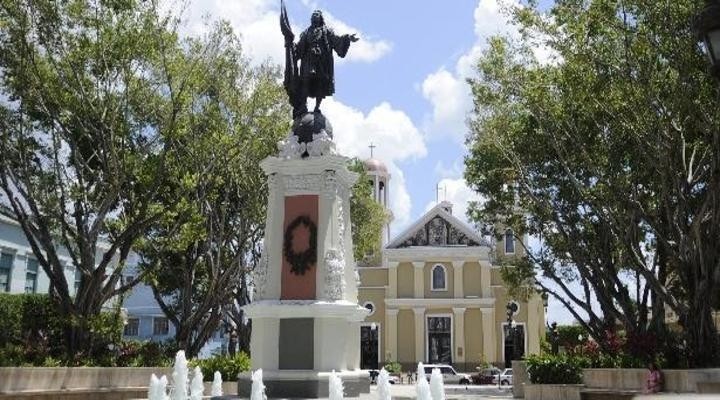 Het Coln plein in Mayaguez