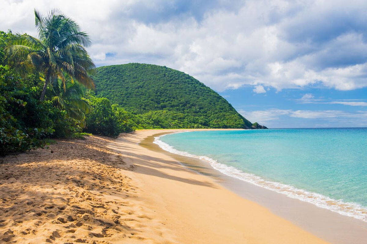 Anse la Perle strand 