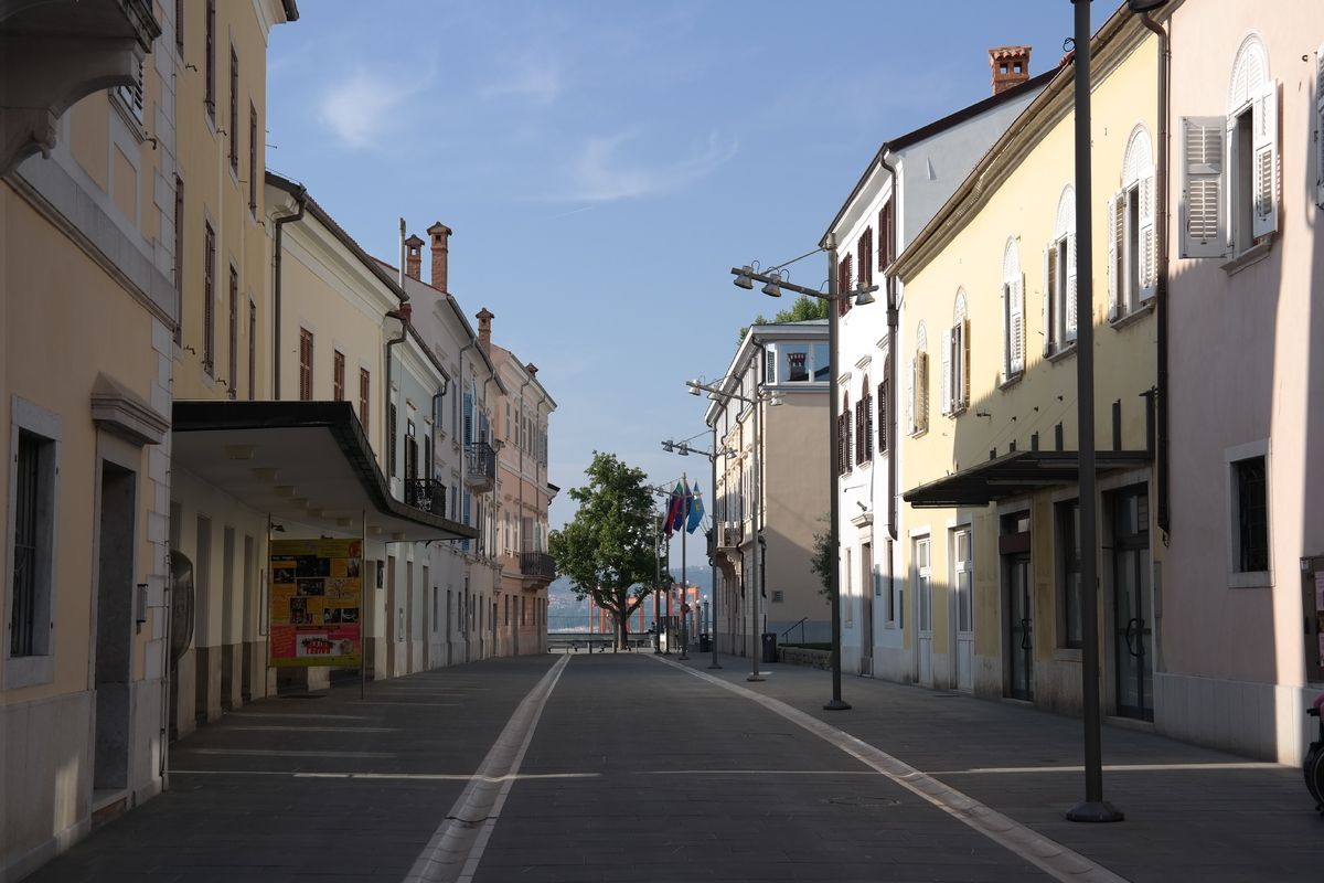 Een van de straten in Koper