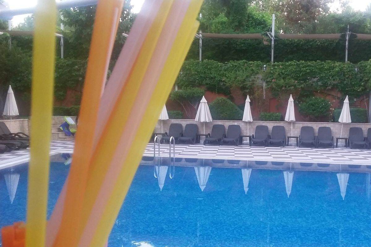 Zwembad bij het hotel