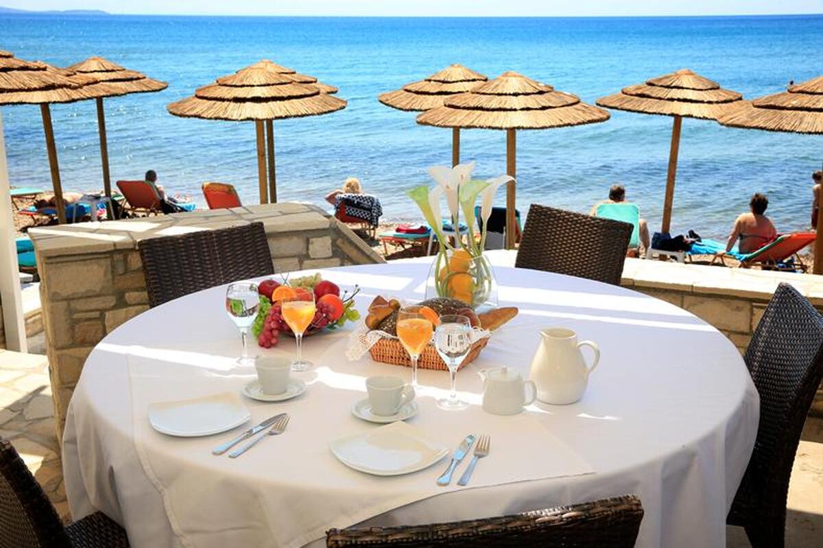 SUNEO CLUB Hydrele Beach