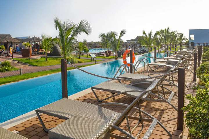 Tuin van 'Tweepersoonskamer Swim up'