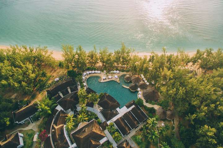 Bovenaanzicht van het hotel