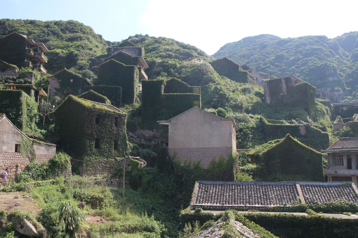 Het begroeide vissersdorp op Gouqi Island