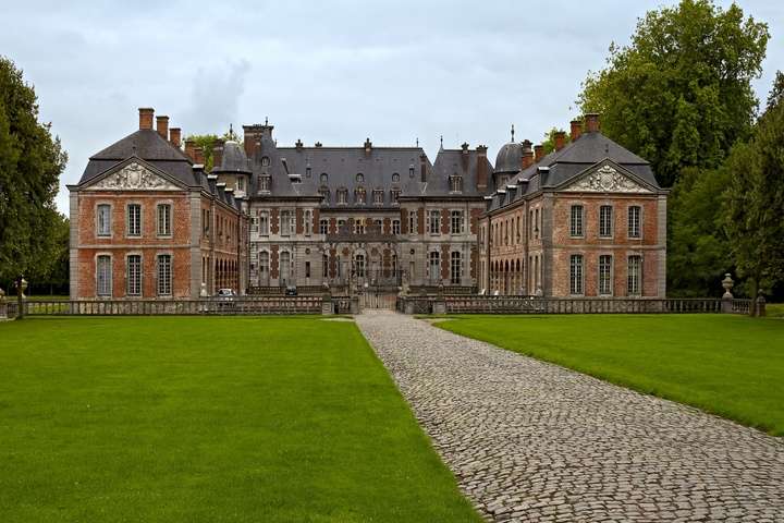 Vooraanzicht van Château de Beloeil