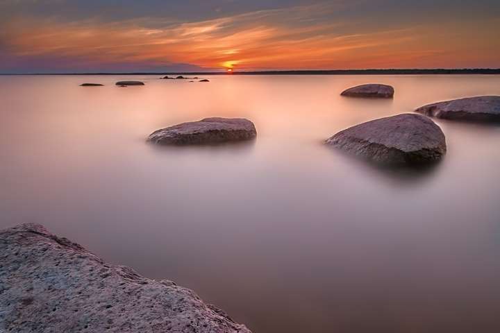 Rotsen in het Peipusmeer