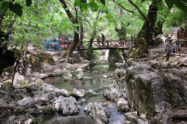 Epta Piges, 7 bronnen, Rhodos