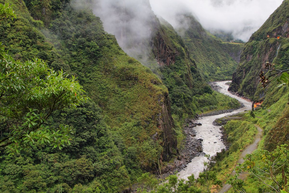 De rivier bij Puyo