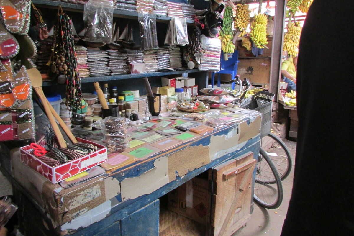 Marktje van Masai in Zanzibar