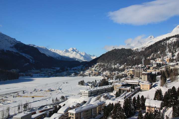 St Moritz, exclusieve wintersportplaats, Zwitserland