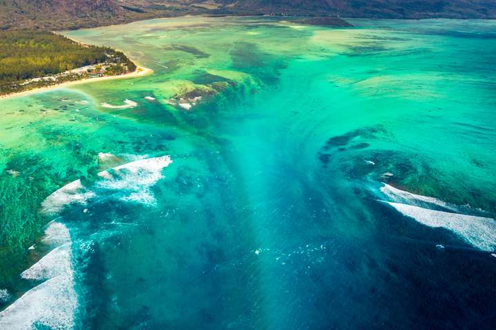 Optisch bedrog door stromingen van het zand.
