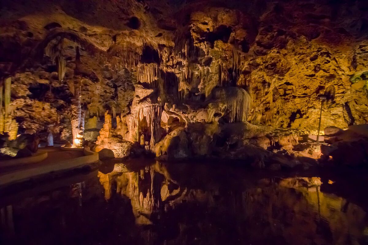 Grotten van Hato