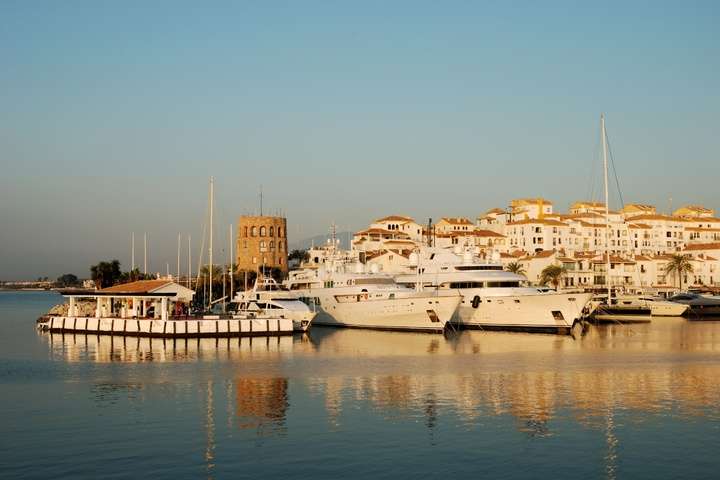 De haven van Marbella