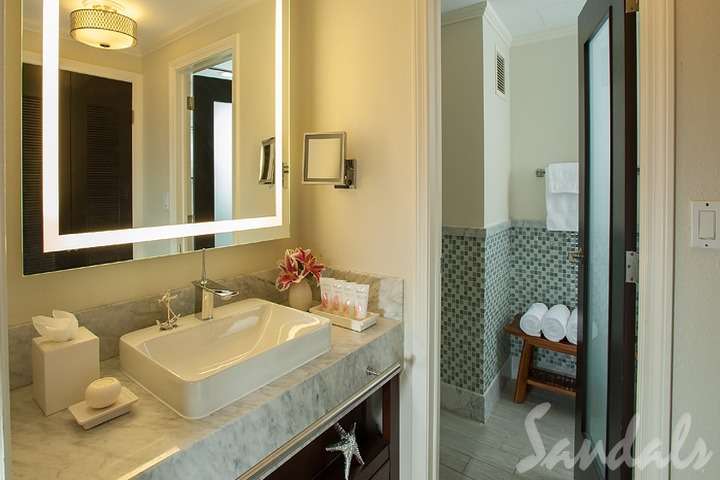 Badkamer Windsor Honeymoon Oceanview Club Level Suite - JS van 'Windsor Honeymoon Oceanview Club Level Suite - JS'