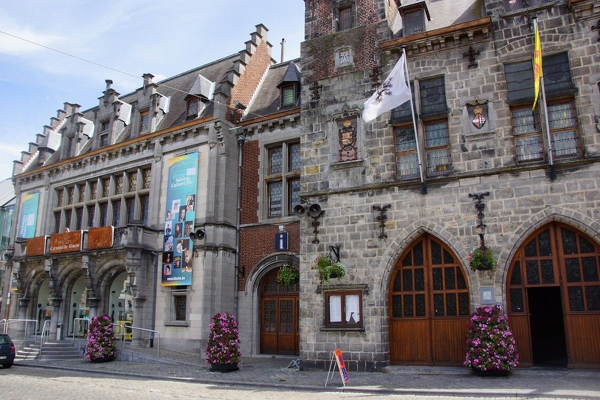 Het ouderwetste gemeentehuis van Binche