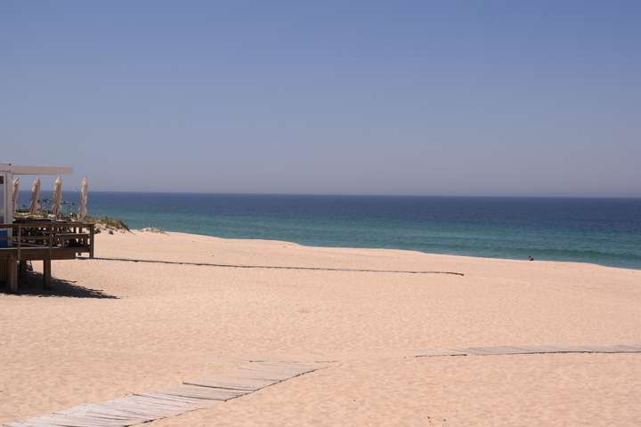 Het strand bij Carvahal