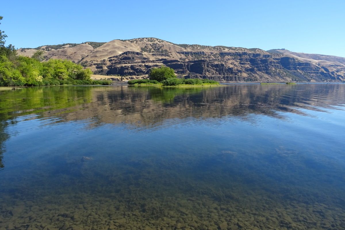 Rivier aan de Historic Columbia River Highway Scenic Byway