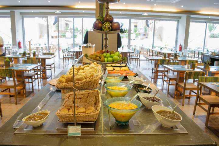 Restaurant Osis Salinas Sea