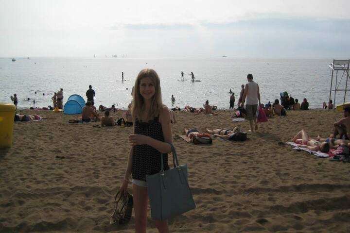 Op het strand in Barcelona