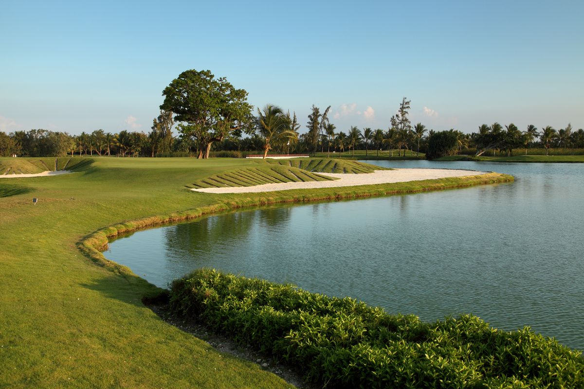 Een van de vele golfbanen 