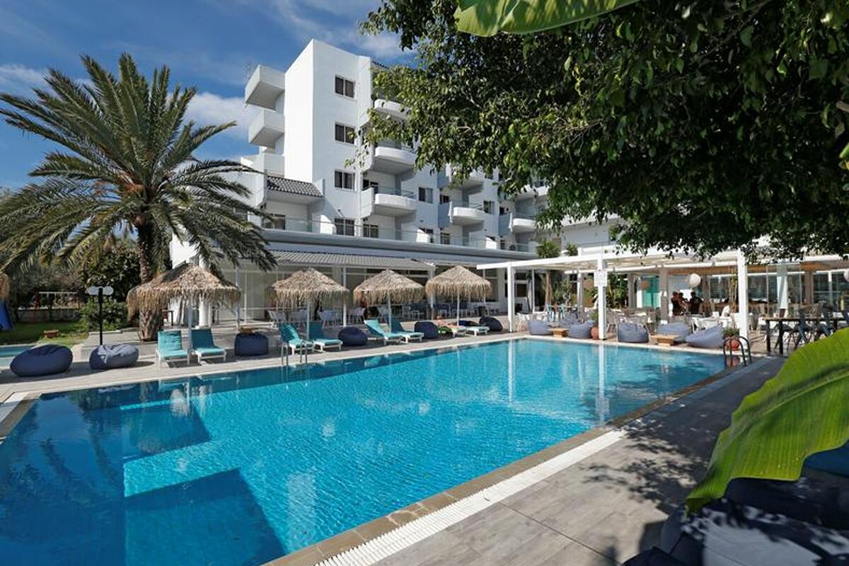 TIME TO SMILE Osiris in Rhodos