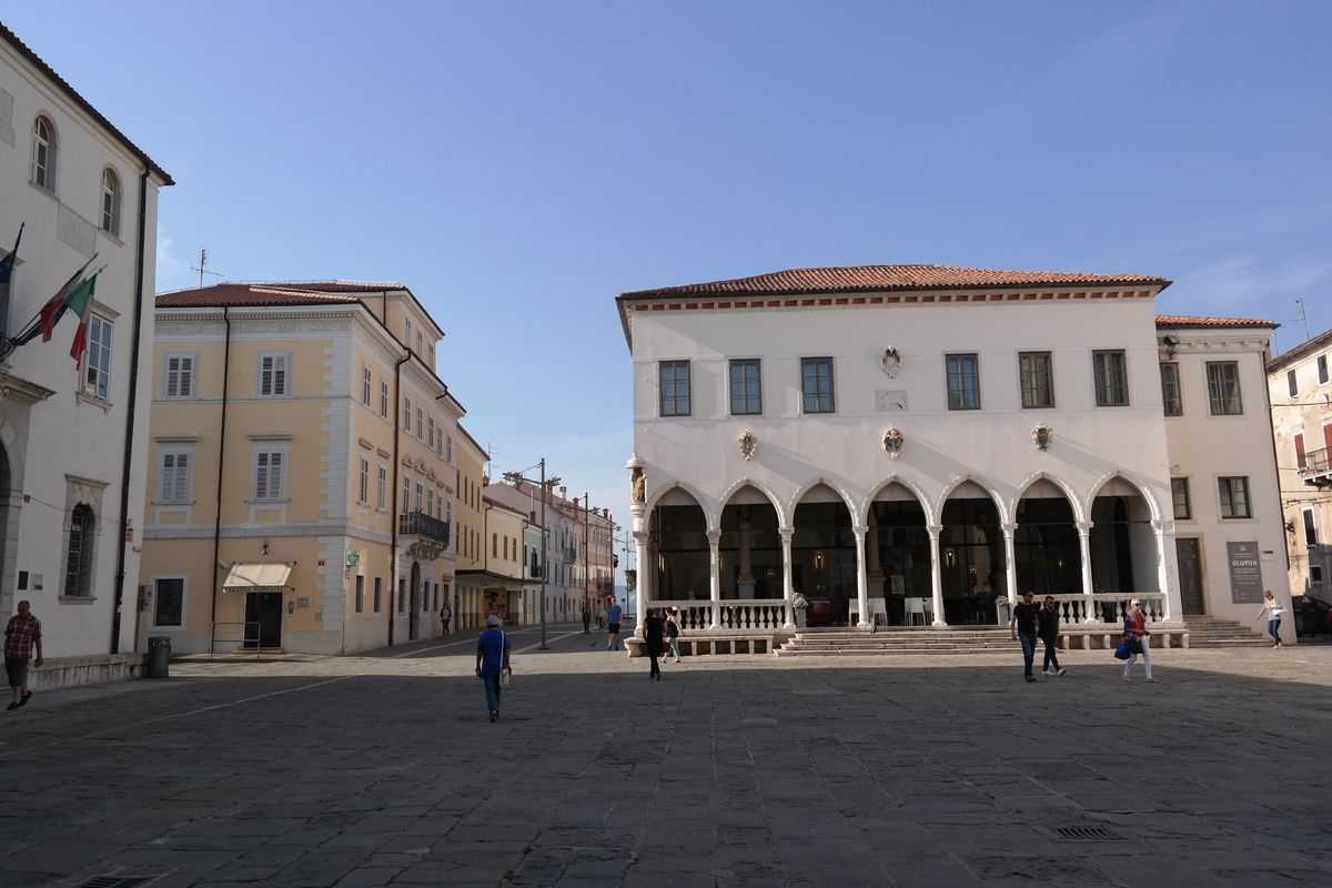 Plein in de havenstad Koper