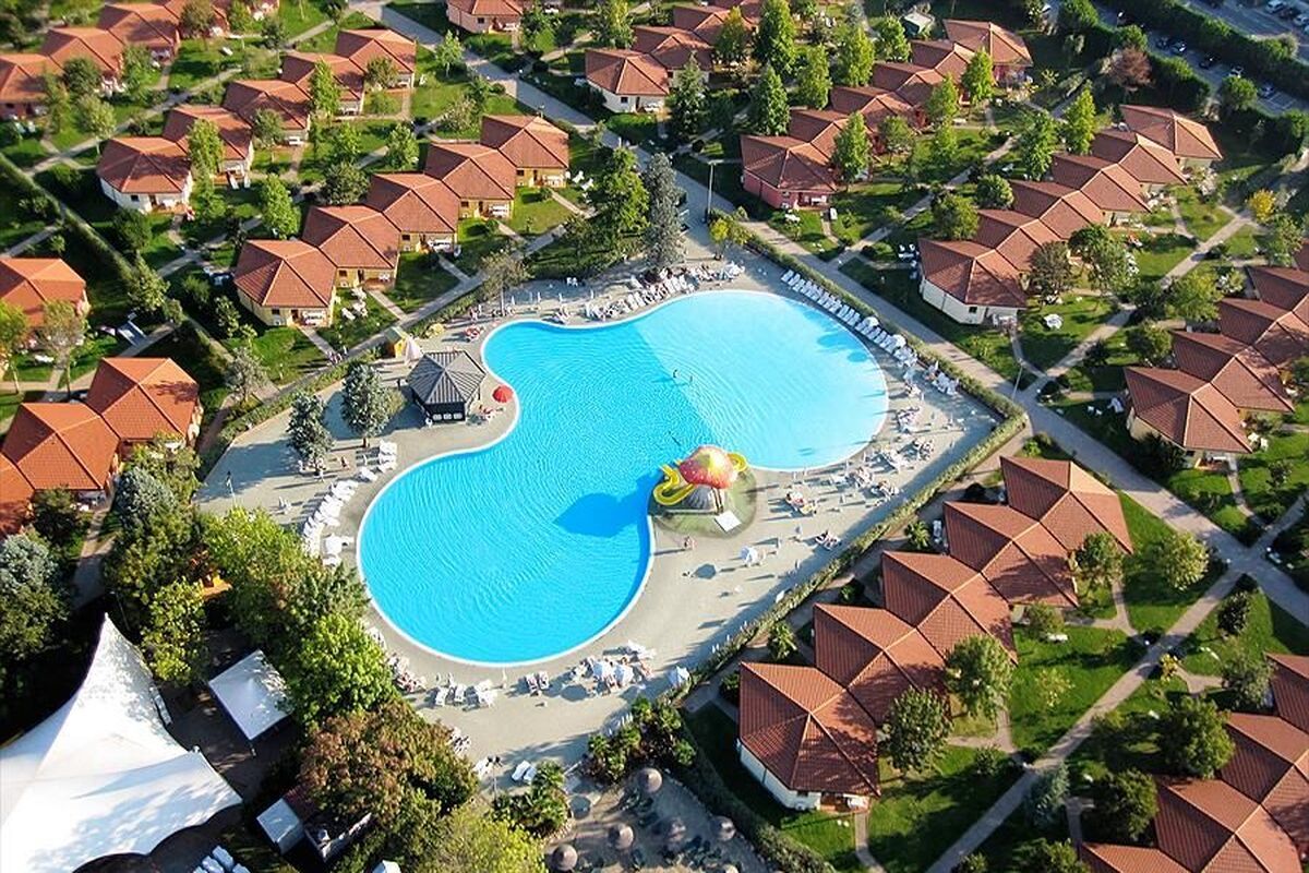 Luchtfoto van camping Bella Italia