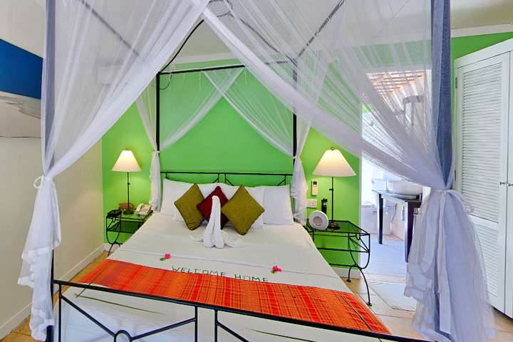 Bonthi Beach Bungalows van 'Bonthi Beach Bungalows'