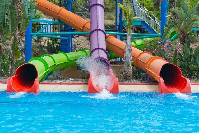 Top 10 meest extreme waterglijbanen ter wereld