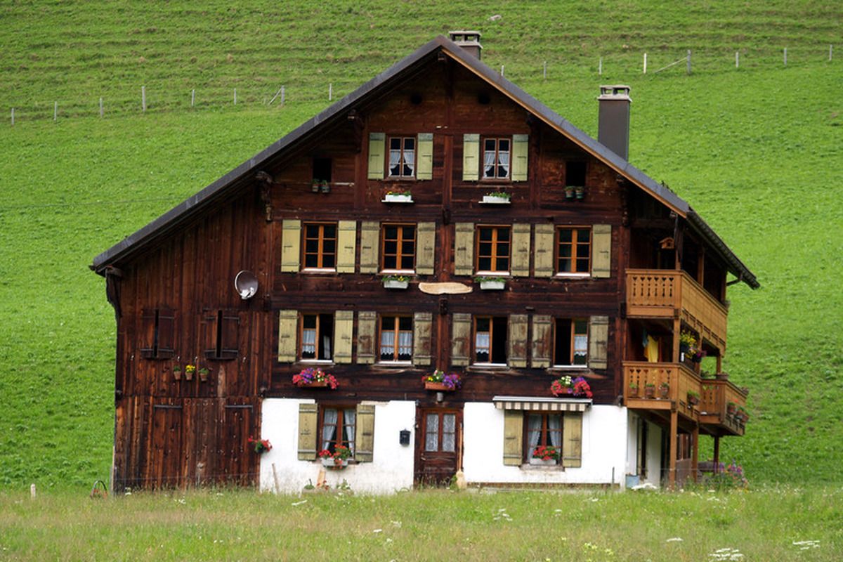 Houten chalet in Zwitserland