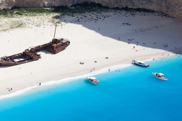 Navagio Beach van bovenaf