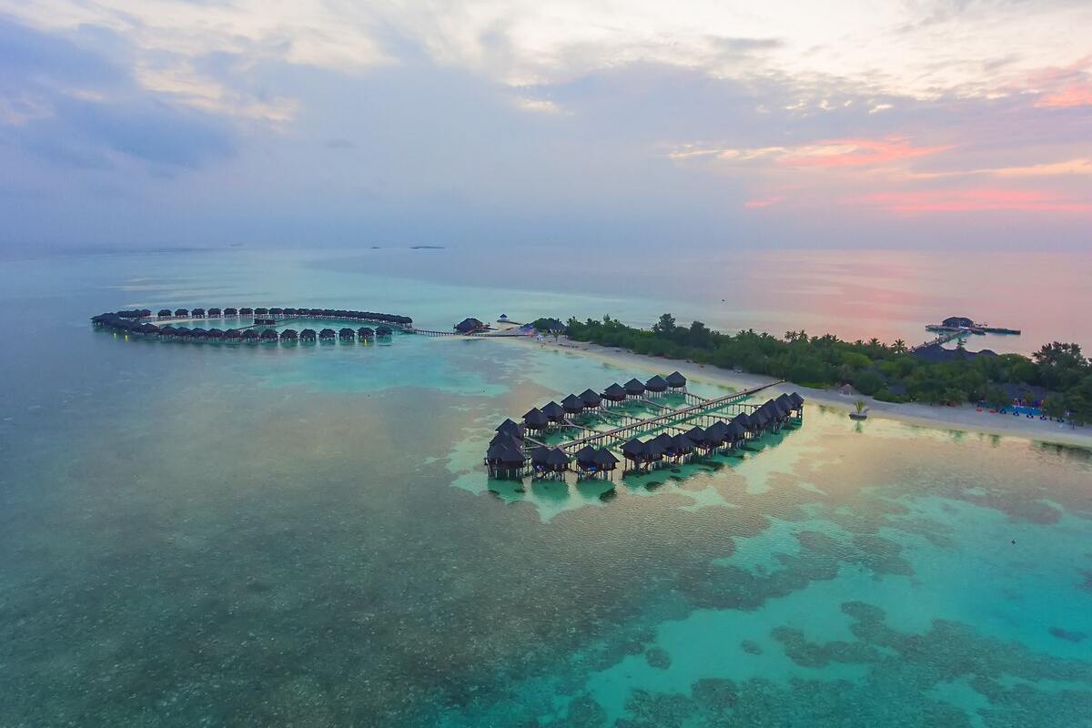 Olhuveli Beach & Spa Resort