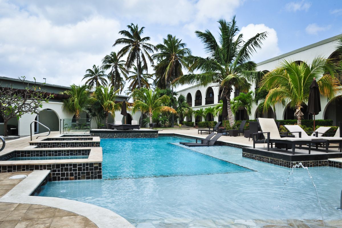 Hotel Talk of The Town