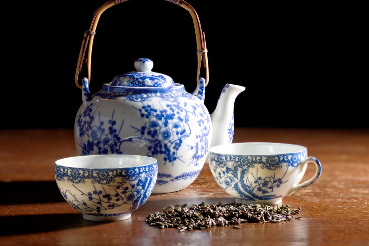 Oud Chinees porseleinen theepot