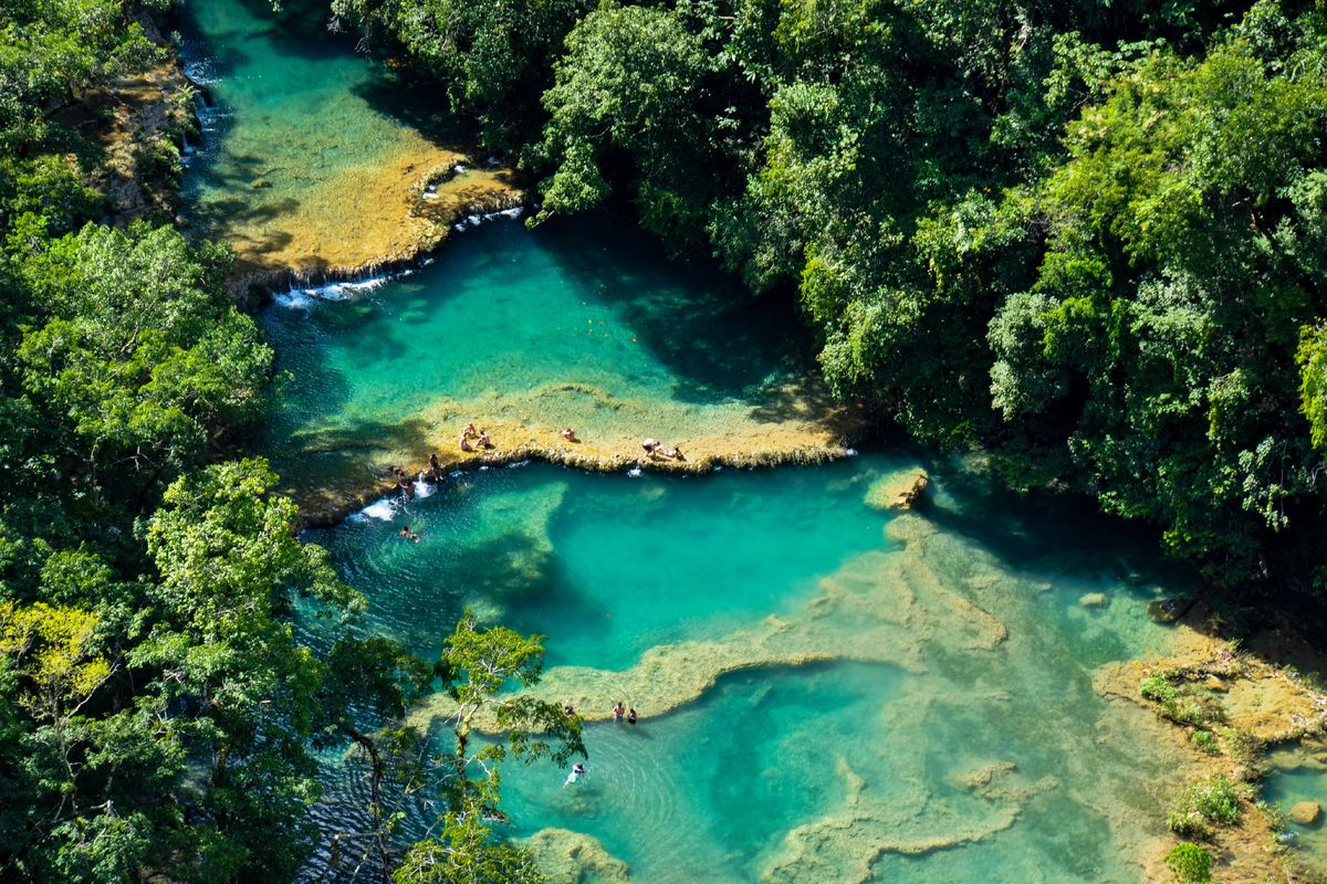 Natuurlijke zwembaden in Semuc Champey