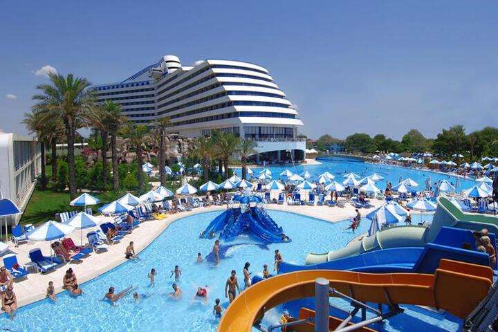 Hotel Titanic Resort