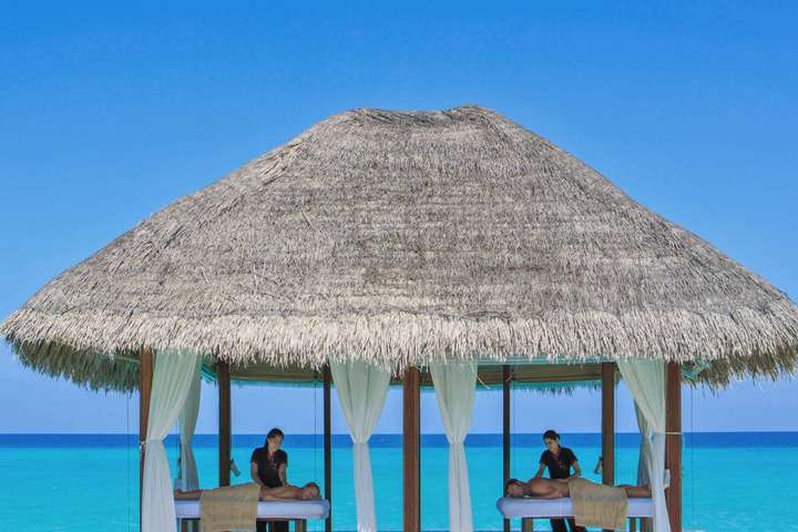 Kuramathi Island Resort