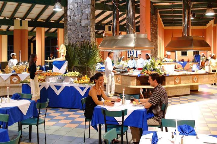 Restaurant VOI Vila Do Farol Resort