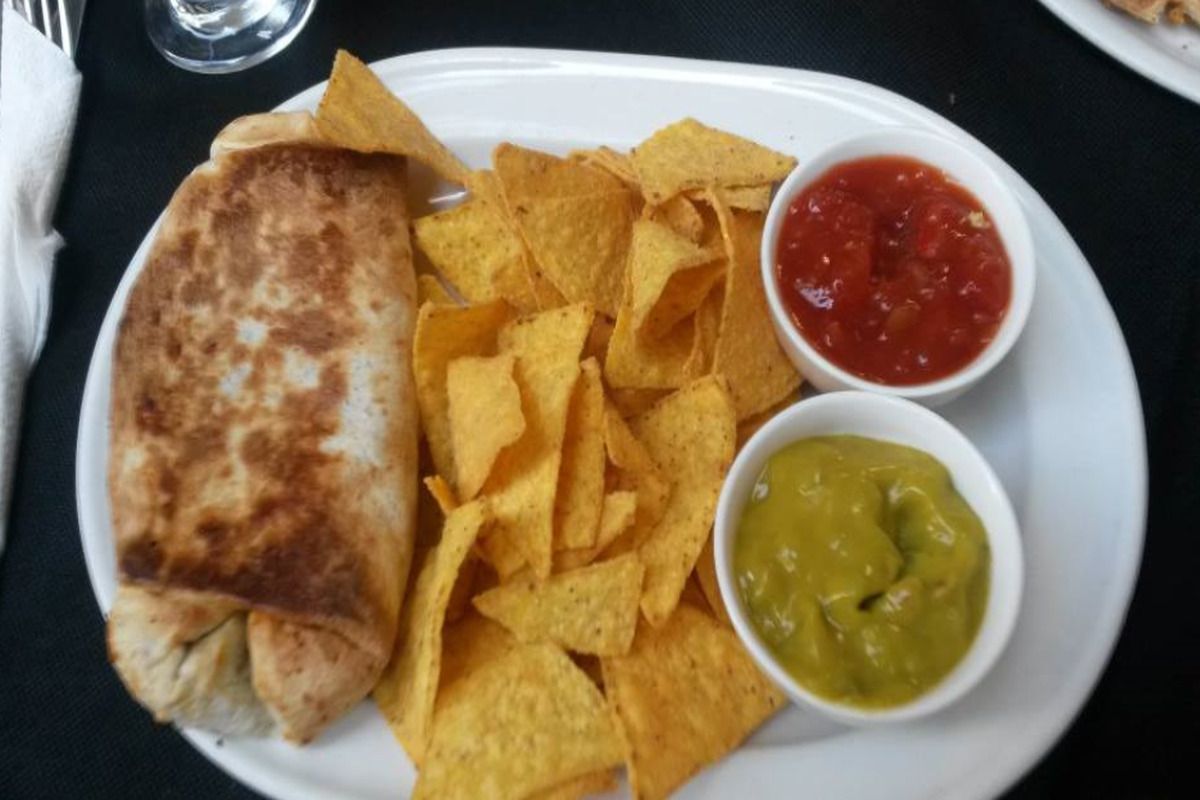 De heerlijke Burrito met Nacho's