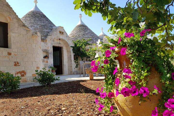 Het Almapetra Trulli Resort