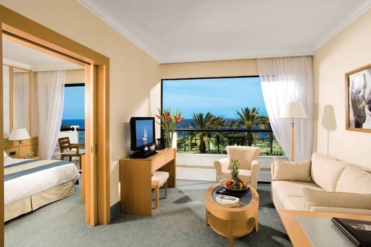 Constantinou Bros Asimina Suites