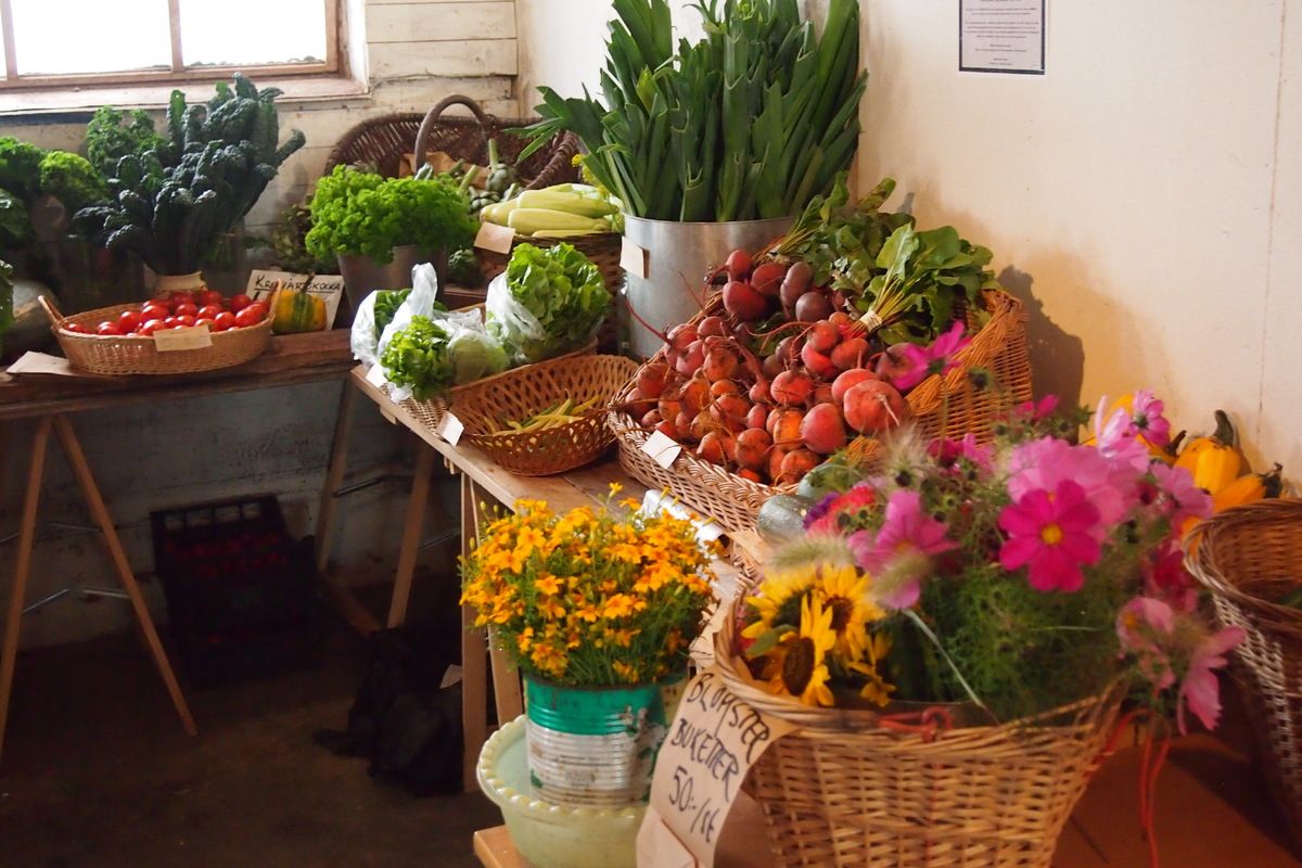 Een verrassend scala aan verse groenten, fruit en kazen tijdens de Sk&ouml;rdefesten
