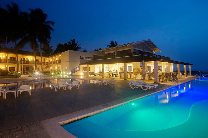 Zwembad Sunset Beach Resort