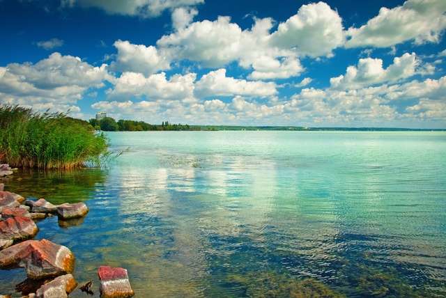 Het Balatonmeer in Hongarije