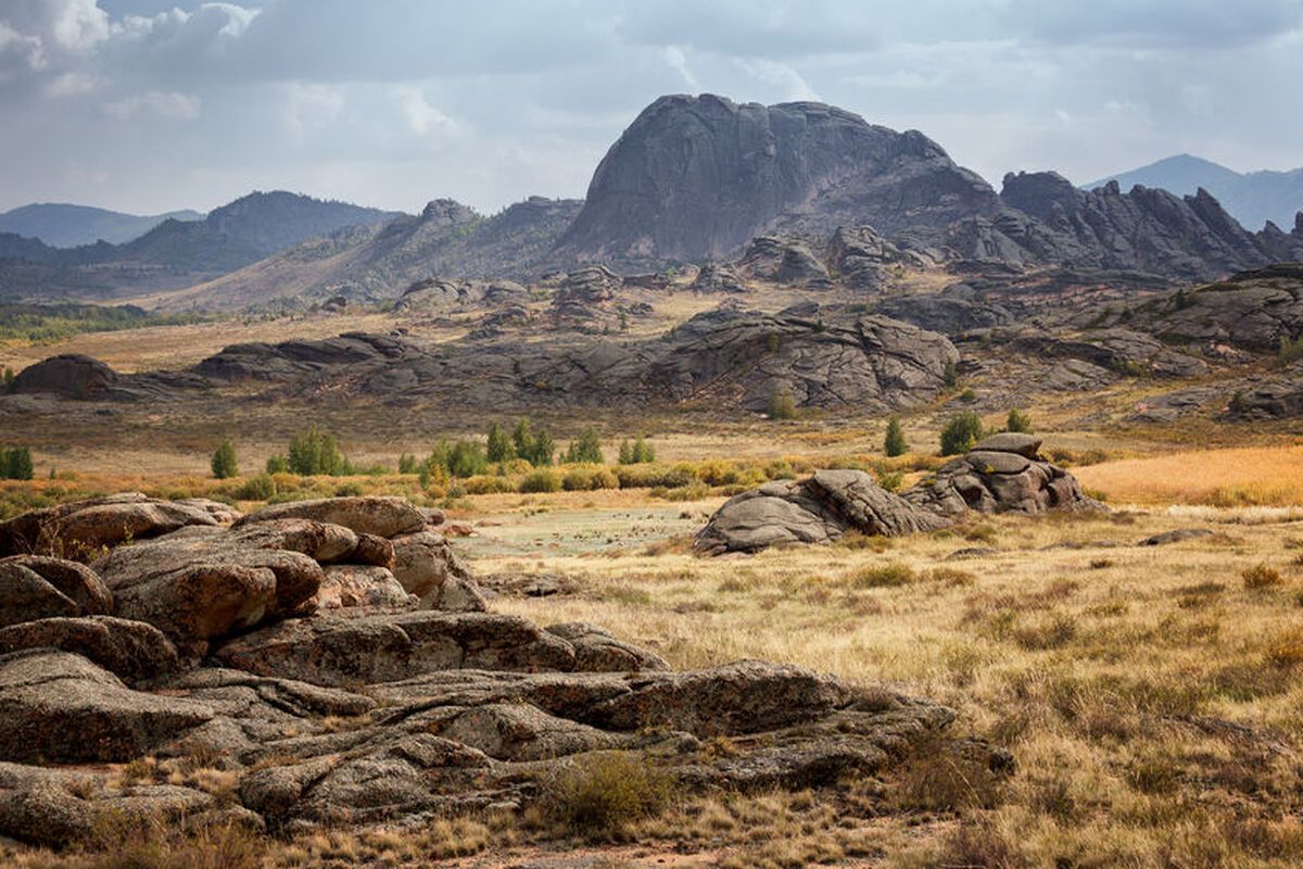 Het weelderige landschap van Bayanaul National Park