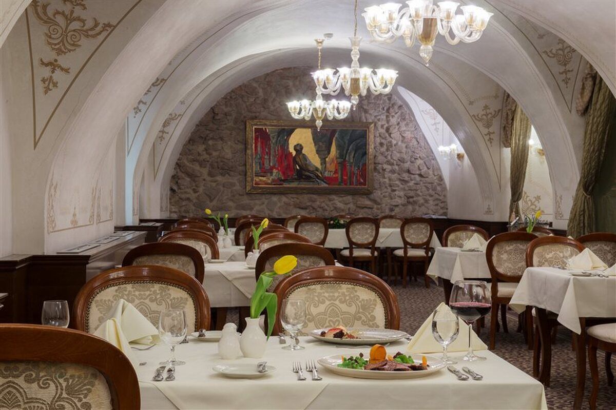 Arcadia Hotel restaurant