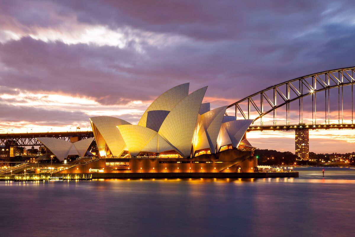 Het Operahuis in Sydney in de avond